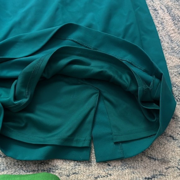 Calvin Klein flattering turquoise, side rusched shift dress 8P - Picture 4 of 6